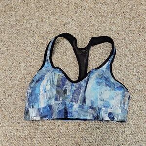 Lululemon Athletica Women's Blue Patterned Sports Bra, Small